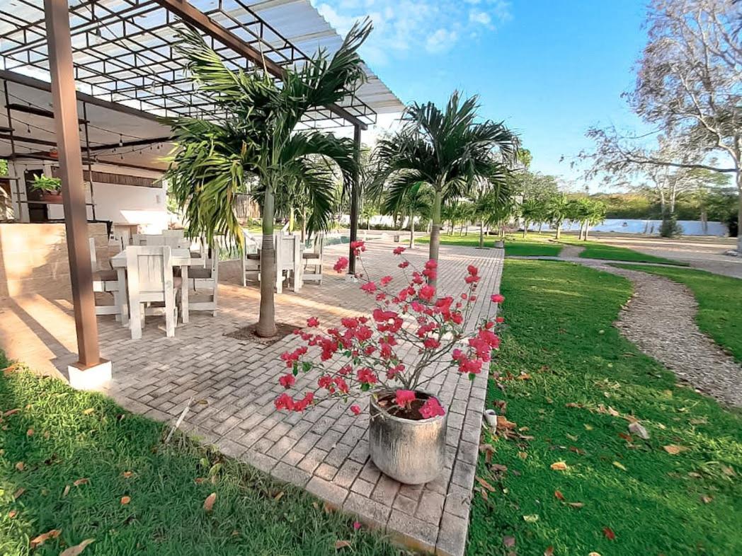 Hotel Casa De Campo Conkal Merida Kültér fotó